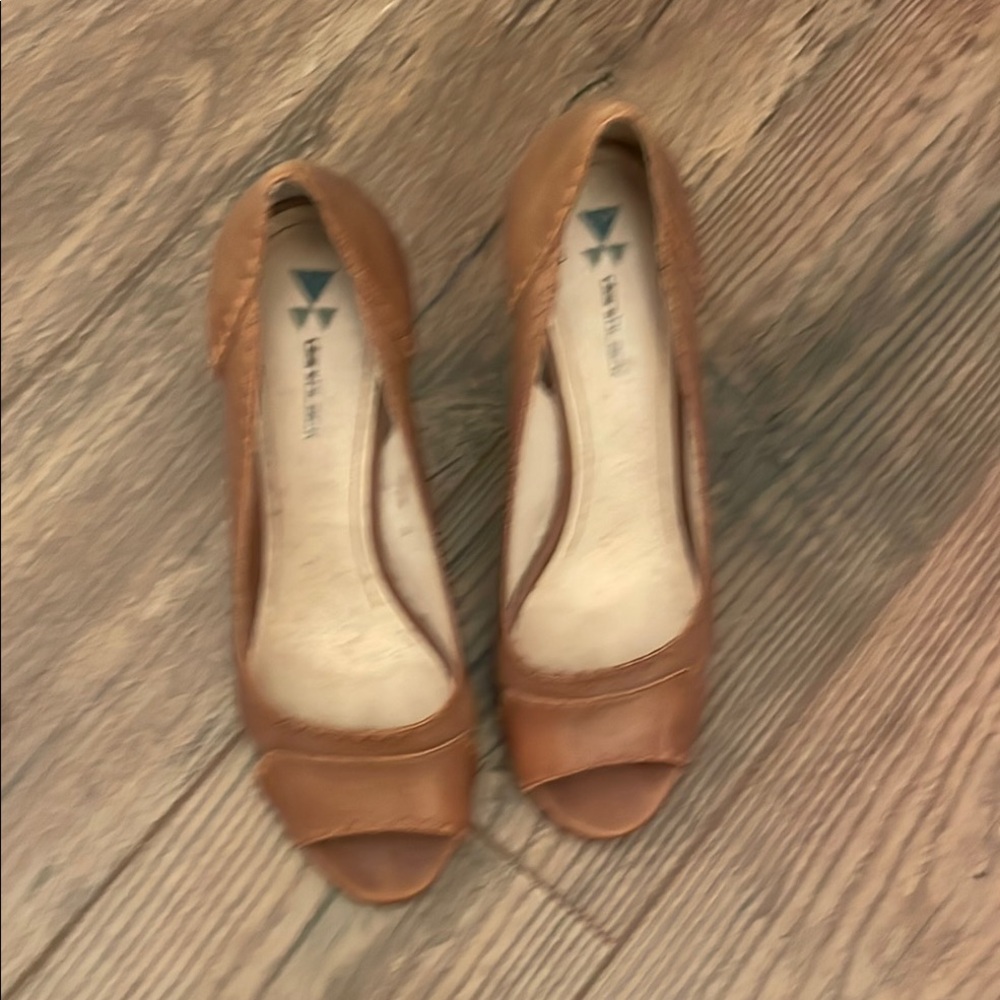 Chic Brown Leather Heels